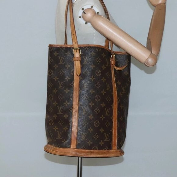 LOUIS VUITTON Monogram Bucket GM Shoulder Bag - Picture 13 of 15
